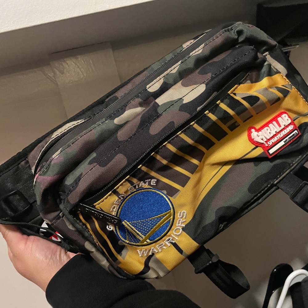 Sprayground NBA GS Warriors Crossbody Bag - Camo